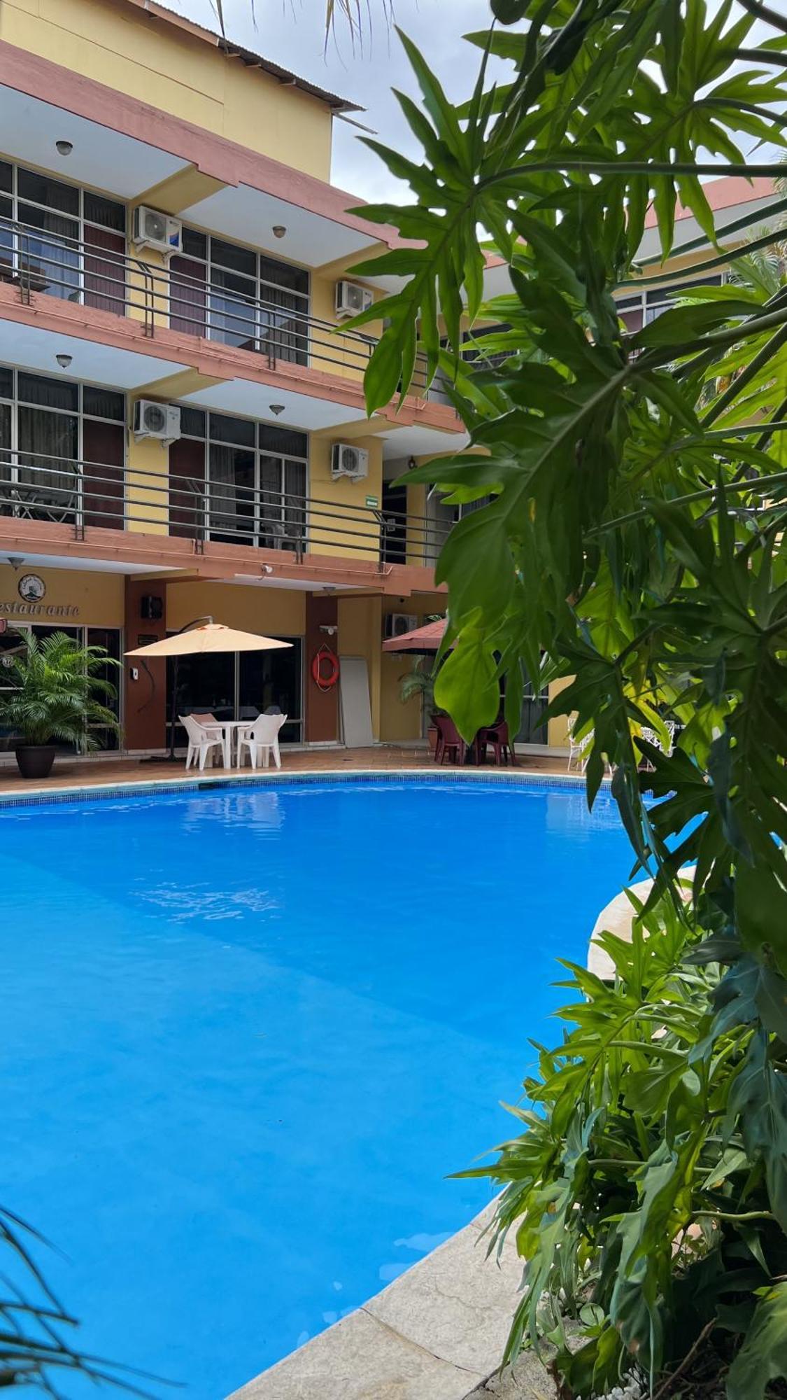 Gran Hotel Paris La Ceiba Exterior foto