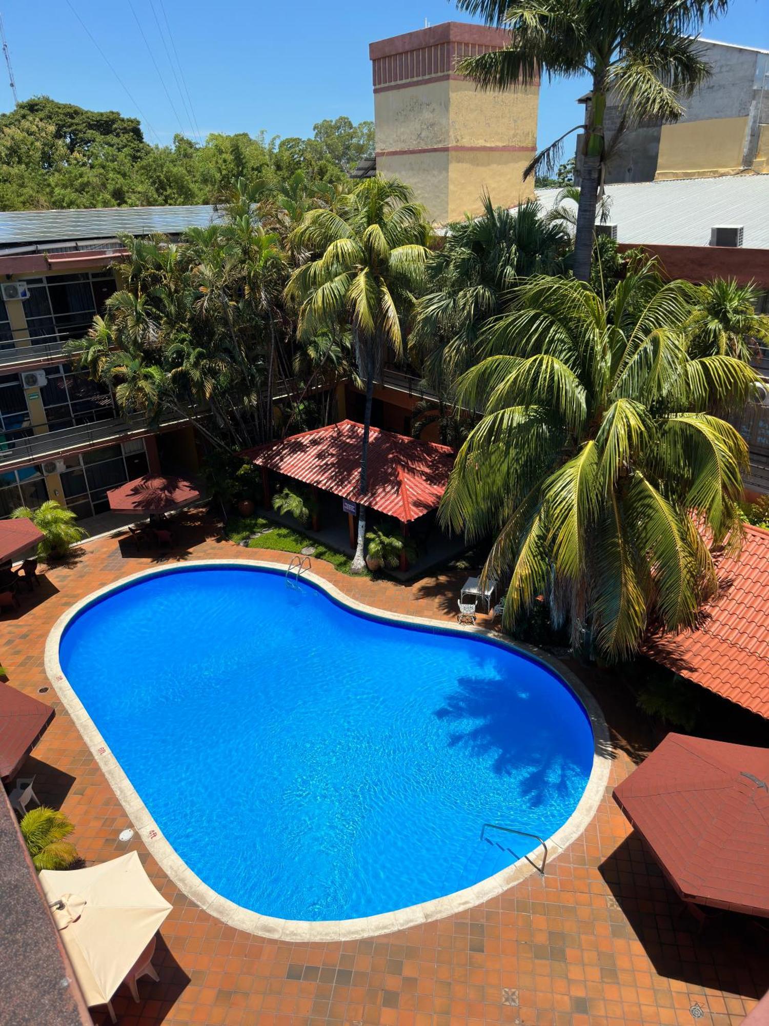 Gran Hotel Paris La Ceiba Exterior foto